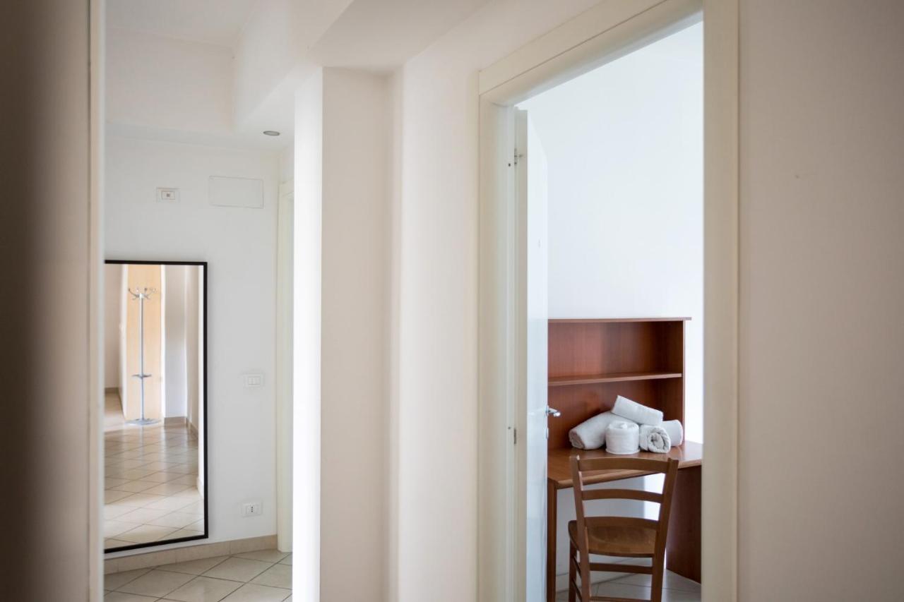 אפרטהוטל רומא Residenza Conti מראה חיצוני תמונה