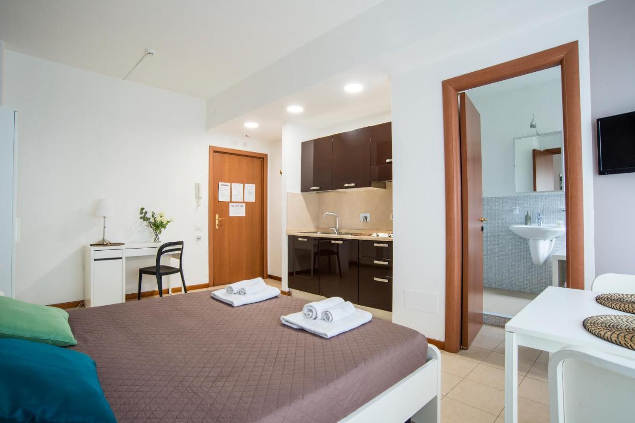 אפרטהוטל רומא Residenza Conti מראה חיצוני תמונה